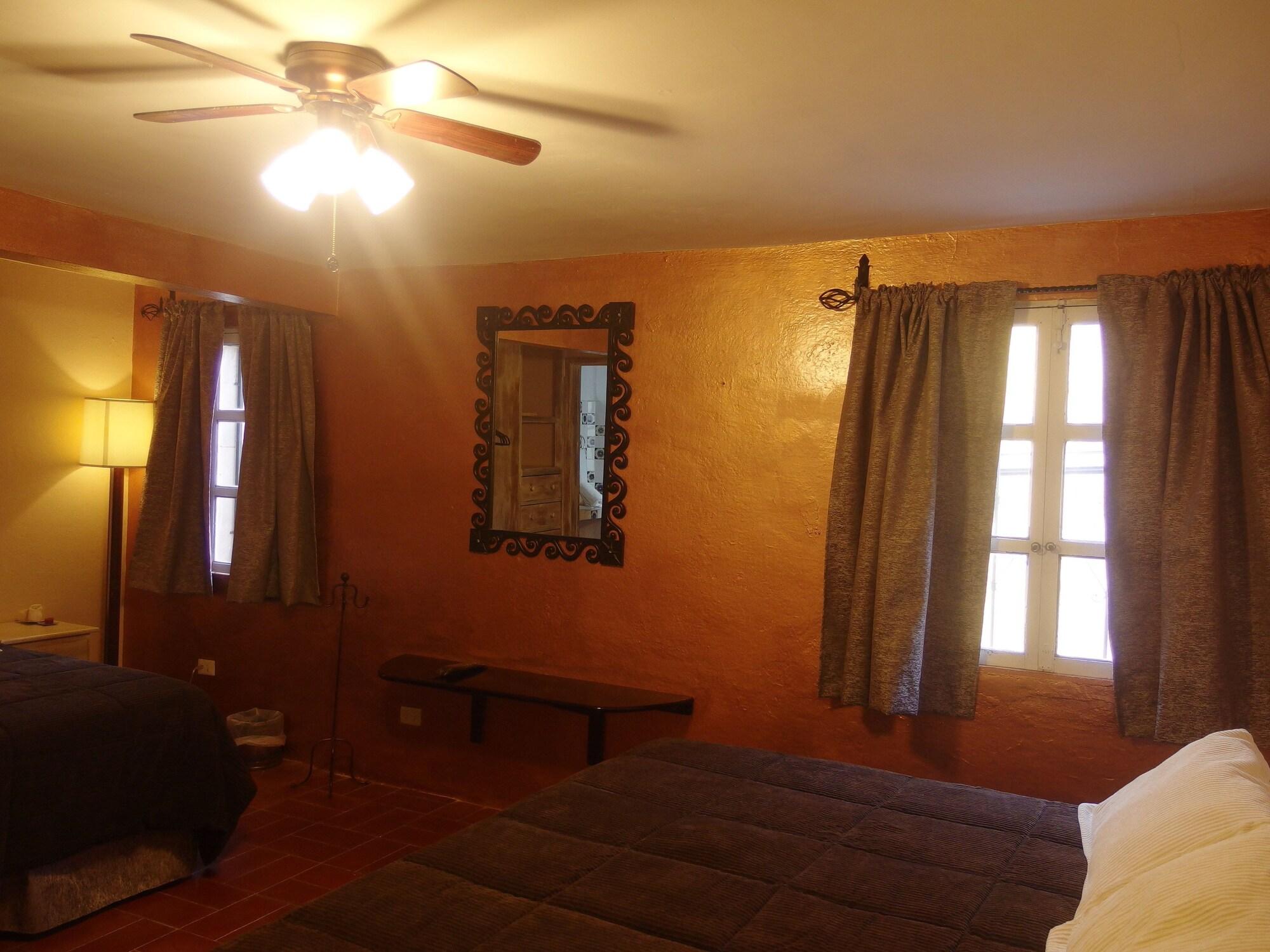 Casa De Las Conservas Comfort ซานมิเกล เด อาเญนเด ภายนอก รูปภาพ
