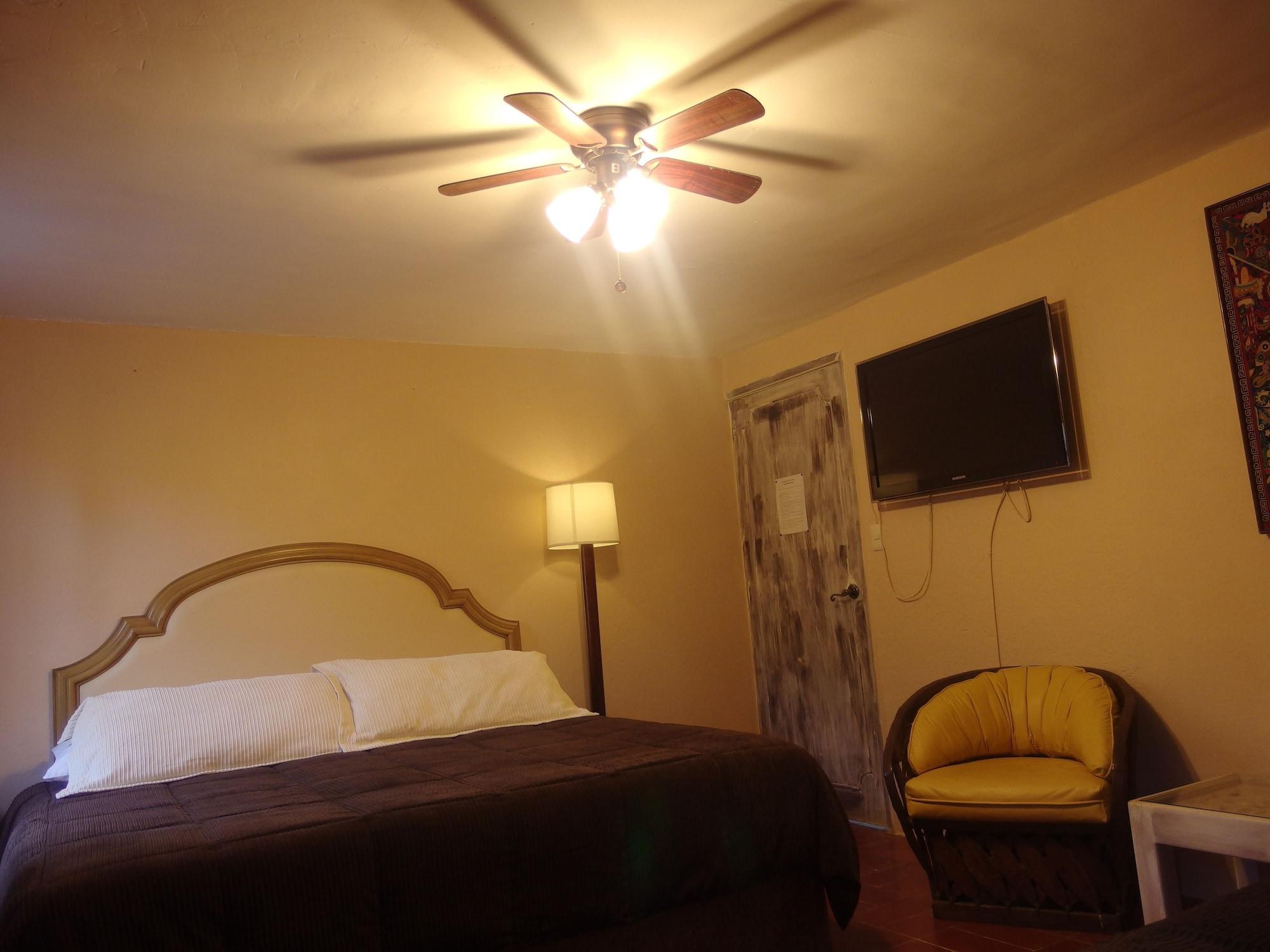 Casa De Las Conservas Comfort ซานมิเกล เด อาเญนเด ภายนอก รูปภาพ