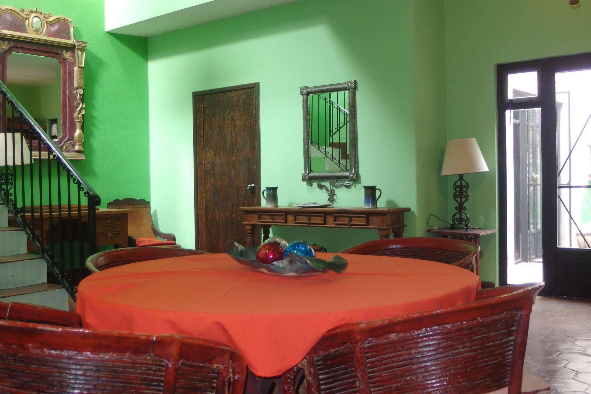 Casa De Las Conservas Comfort ซานมิเกล เด อาเญนเด ภายนอก รูปภาพ